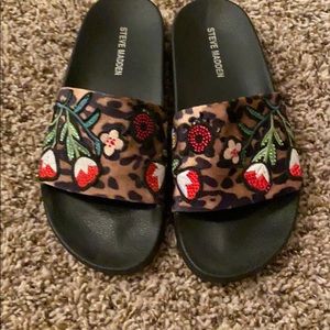 Steve Madden leopard slip ons!